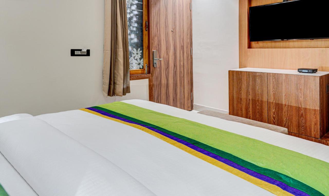 Hotel Sun Grand Dehradun Exterior photo
